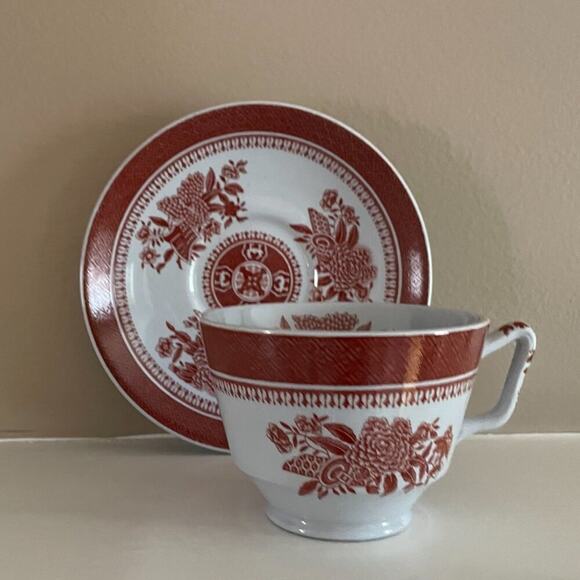Vintage Spode Fitzhugh Pattern, Red, White, Floral, Set of 4 Teacups & Saucers - Picture 2 of 11